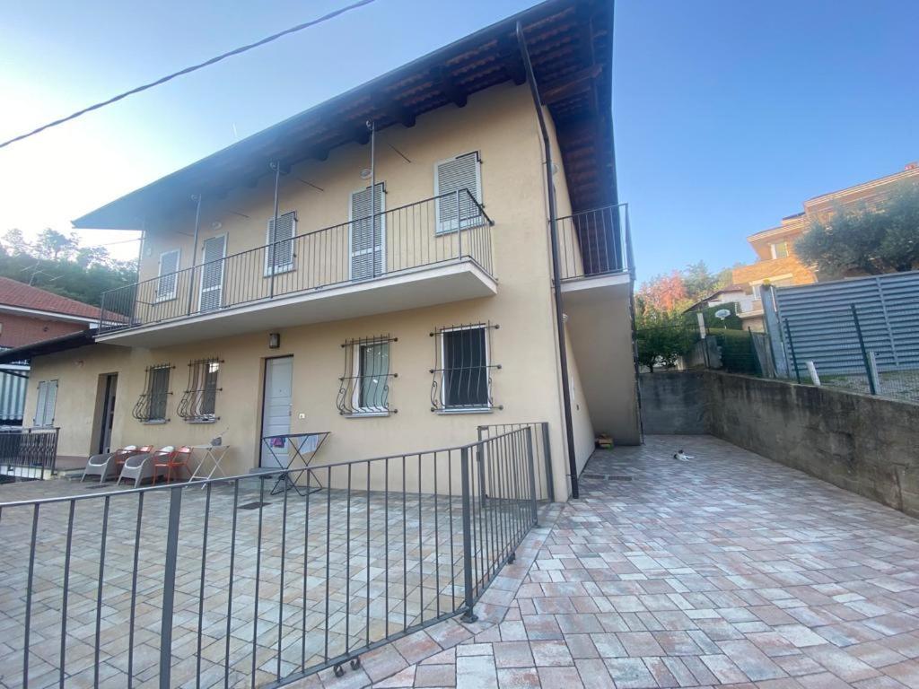 Apartament Casa Di Fiocco Bra Zewnętrze zdjęcie